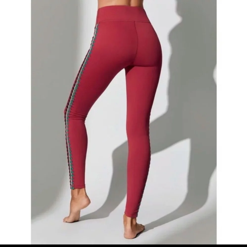 Carbon38 Womens XS Red Crochet Side Seam High Waisted Leggings - Picture 3 of 11